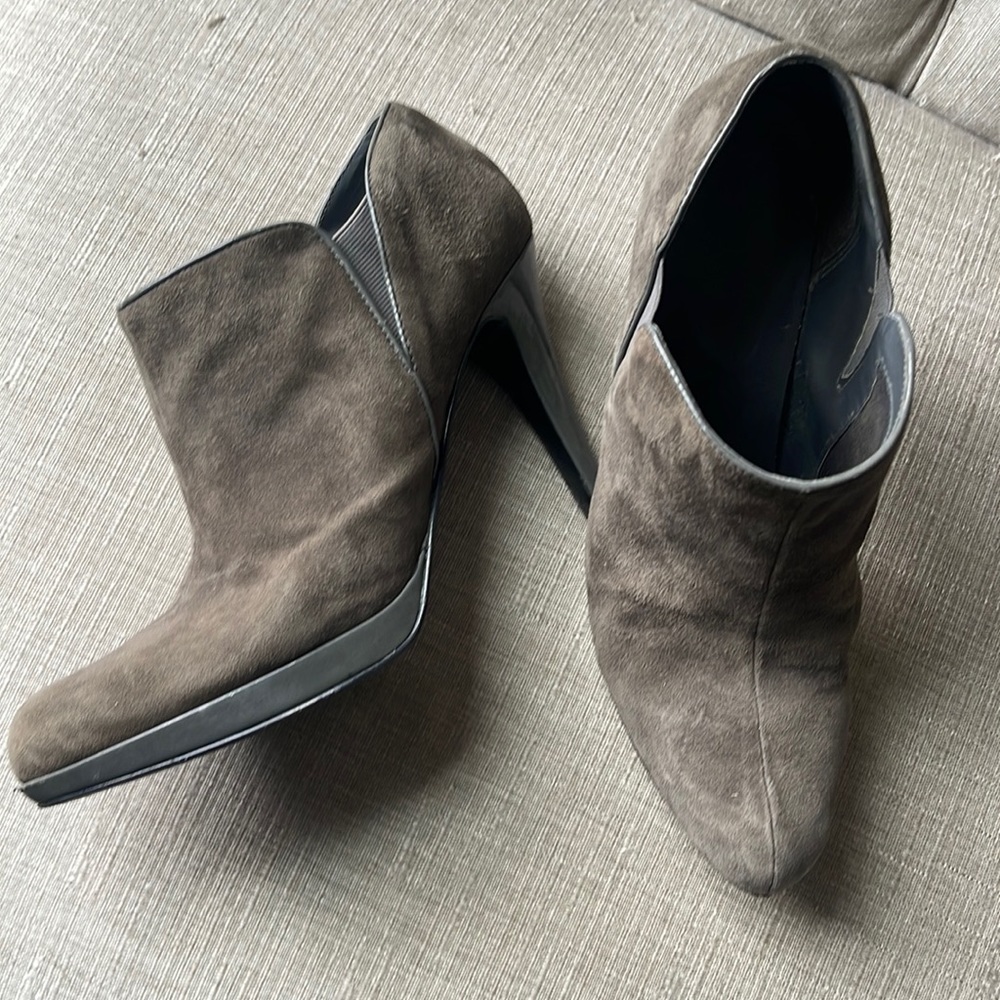 10m grey suede booties